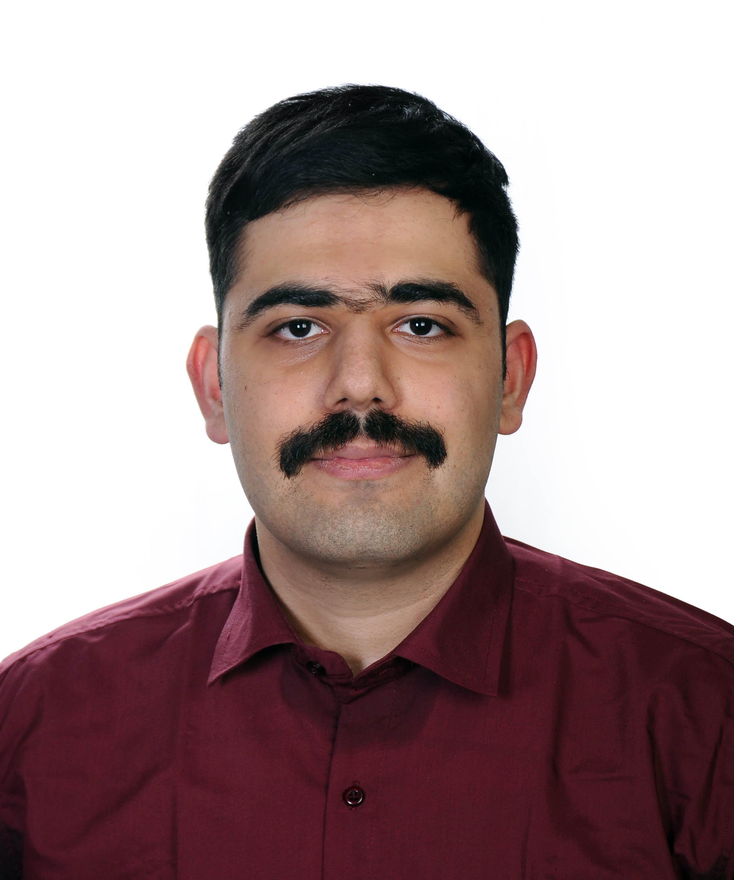 مهیار اسفندیاری