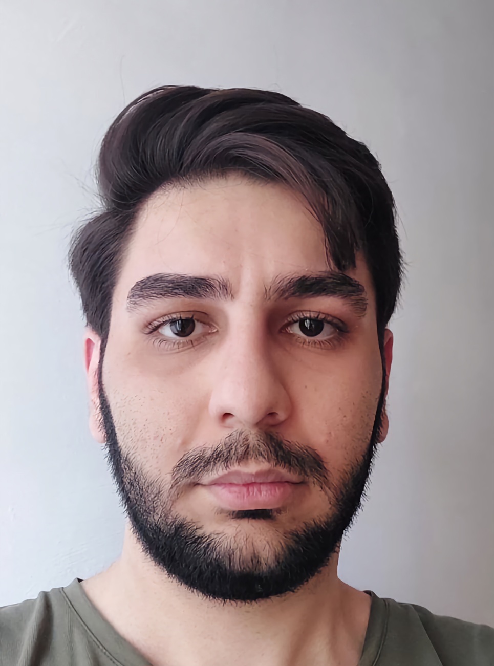 علیرضا قدرتی