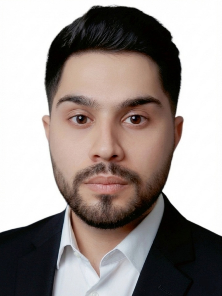 آقــای میلاد اسماعیل پور